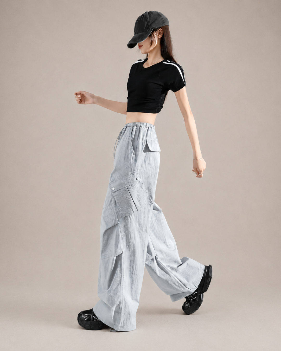 ワイドレッグカーゴパンツ